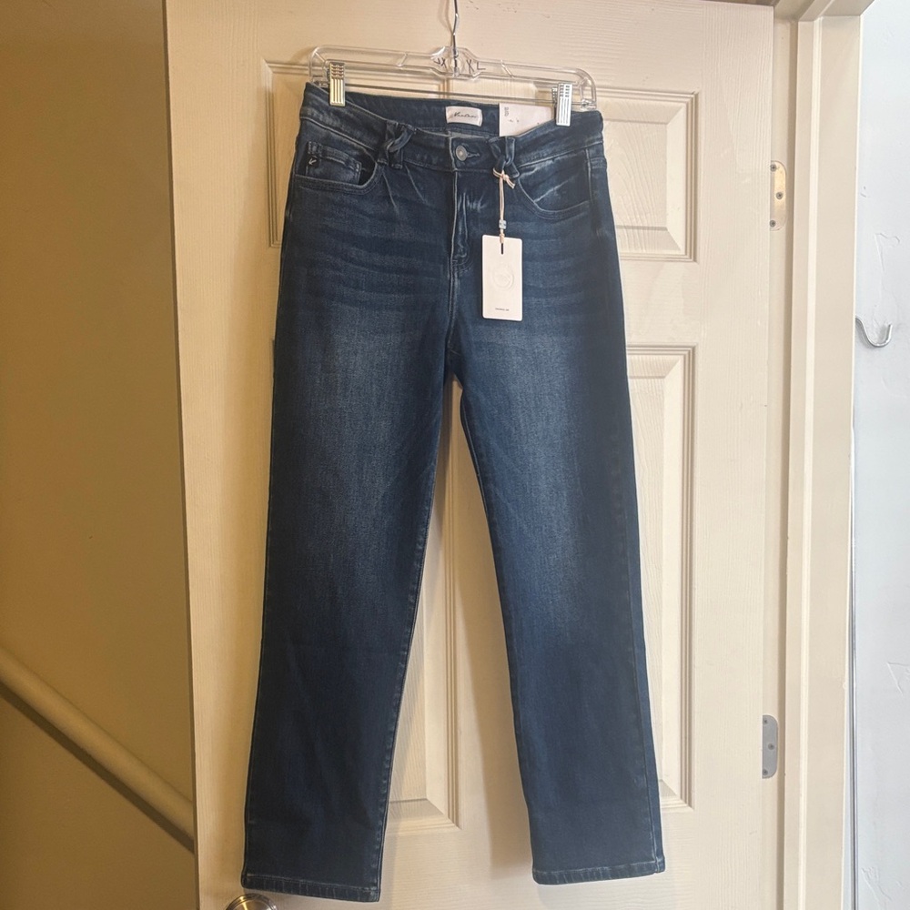 Women's Dark Wash Straight-Leg Jeans - Blue